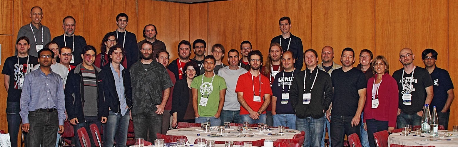 Kvm-forum-2012-barcelona-team-photo.jpg